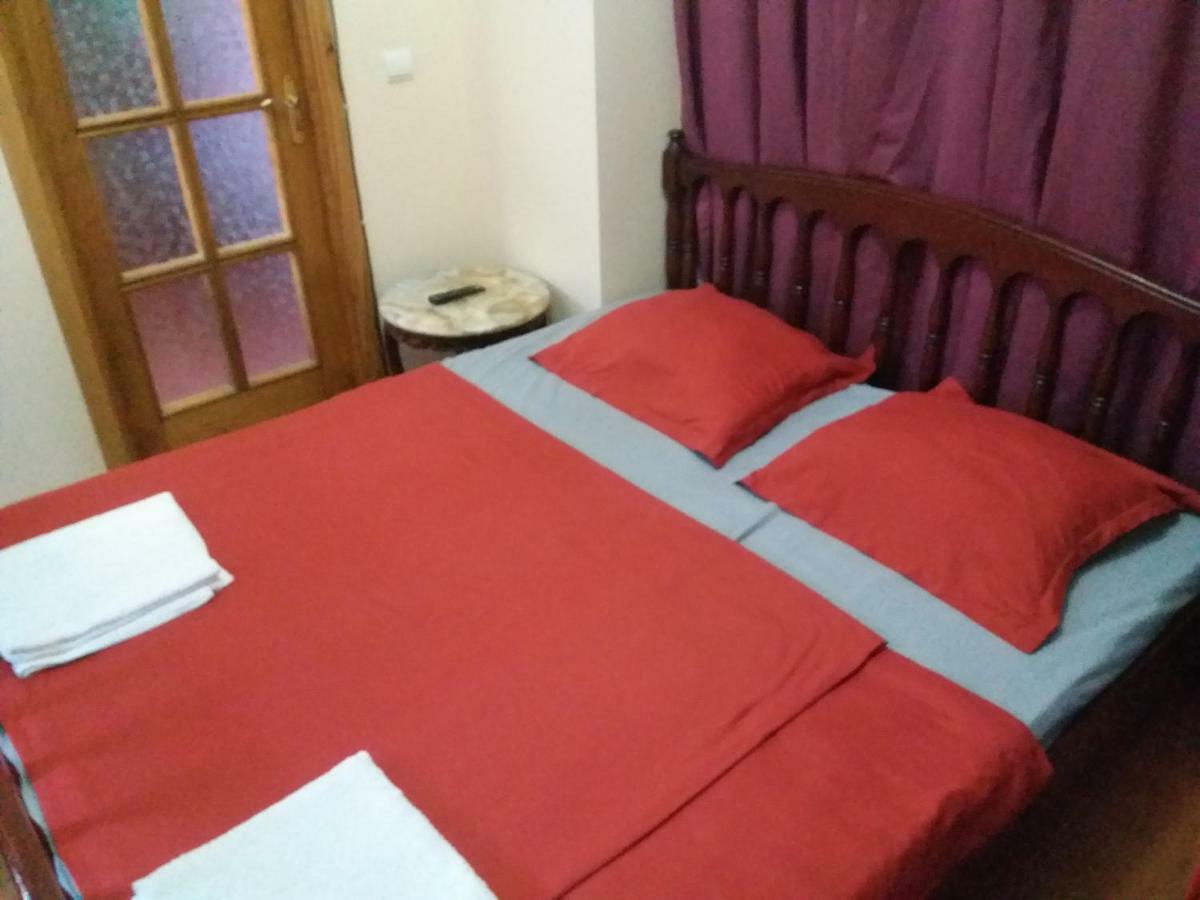 Intercity Hostel 巴统 外观 照片